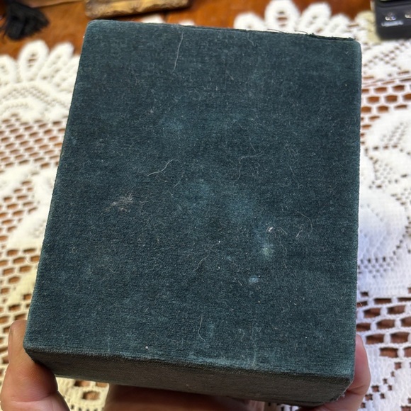 Godinger Silver plated Salt and Pepper Shakers - Picture 8 of 11